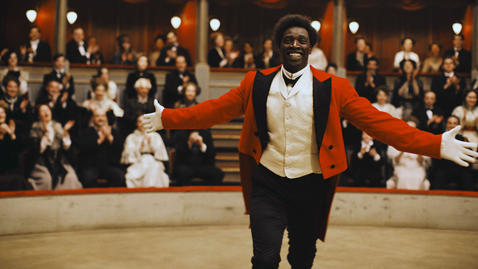 Rafael Padilla (Omar Sy) ist ein farbiger Clown und traeumt davon in Paris Fuss zu fassen.