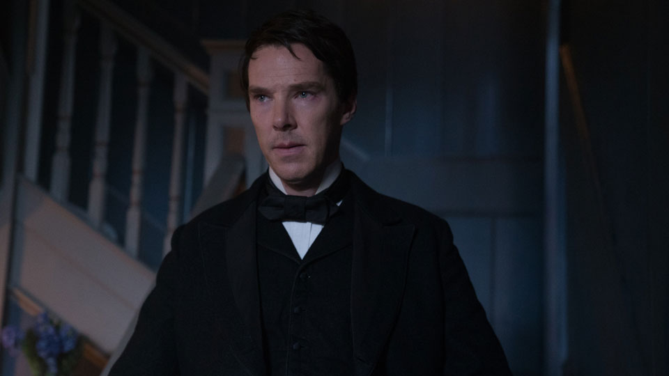 Darin wetteifern der selbstüberzeugte Thomas Edison (Benedict Cumberbatch)