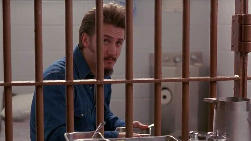 Matthew (Sean Penn)