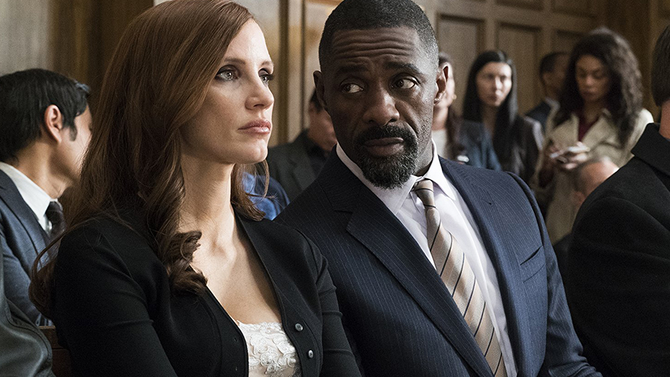 Molly Bloom (Jessica Chastain) und ihr Anwalt (Idris Elba)