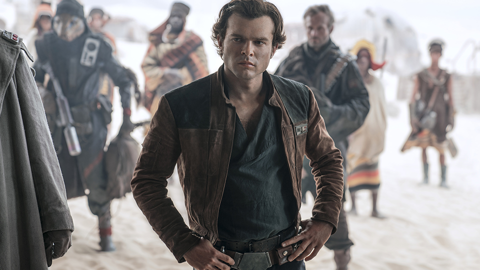 In SOLO: A STAR WARS STORY treffen wir auf den jungen Han Solo (Alden Ehrenreich)...