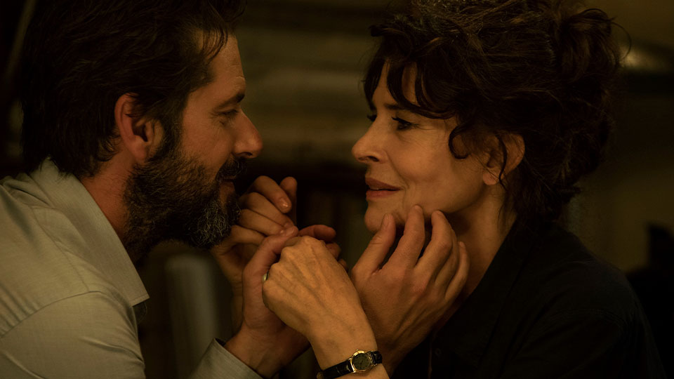 Pierre (Melvil Poupaud) und Shauna (Fanny Ardant)