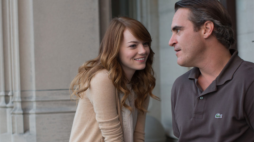 Jill (Emma Stone), Abe (Joaquin Phoenix)