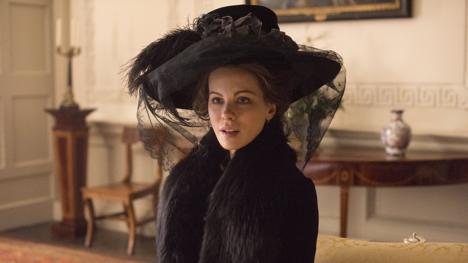 Lady Susan Vernon (Kate Beckinsale)