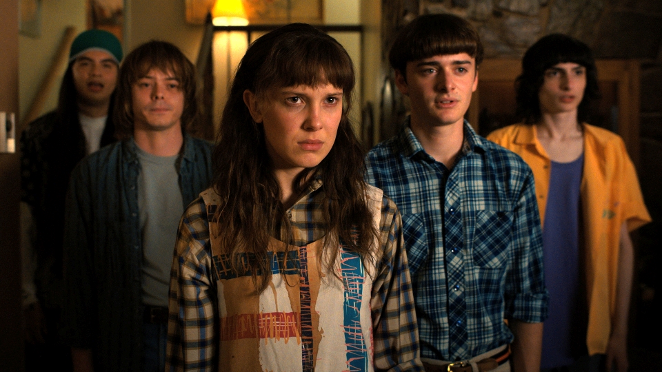 Argyle (Eduardo Franco), Jonathan (Charlie Heaton), Eleven (Millie Bobby Brown), Willy (Noah Schnapp) & Mike (Finn Wolfhard)