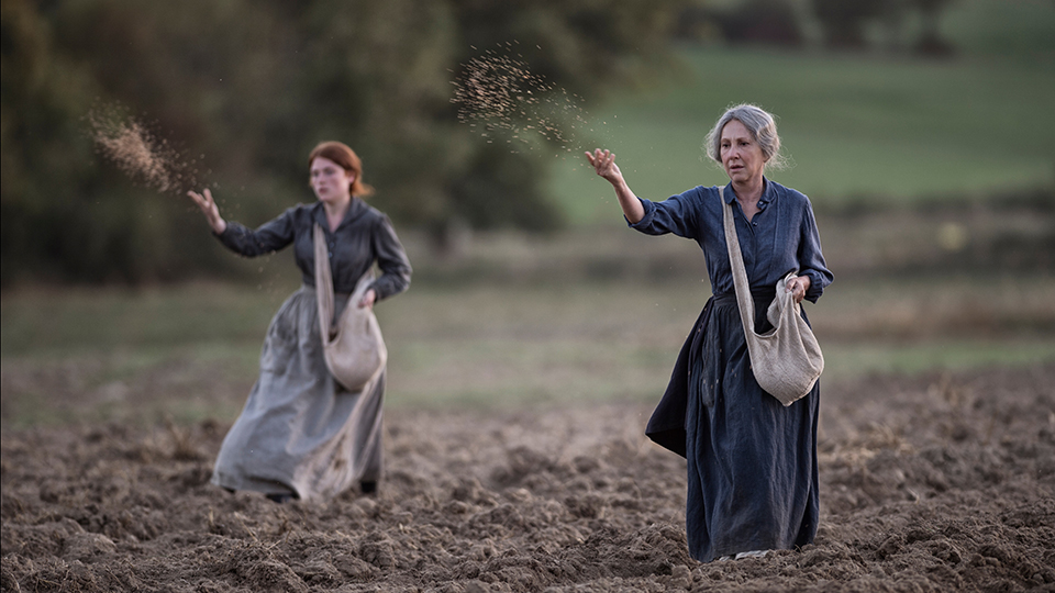 Mutter Hortense (Nathalie Baye) und Francine (Iris Bry)