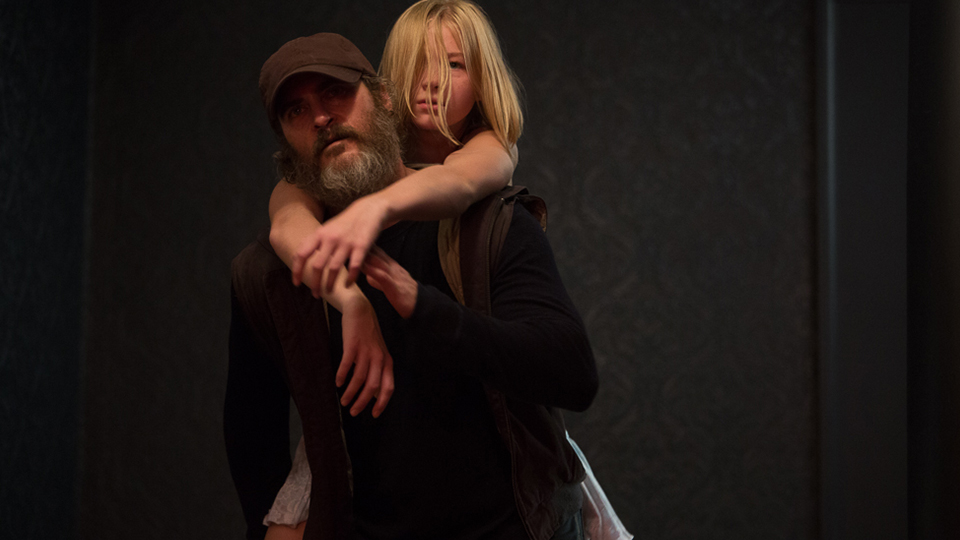 Joe (Joaquin Phoenix) und Nina (Ekaterina Samsonov)