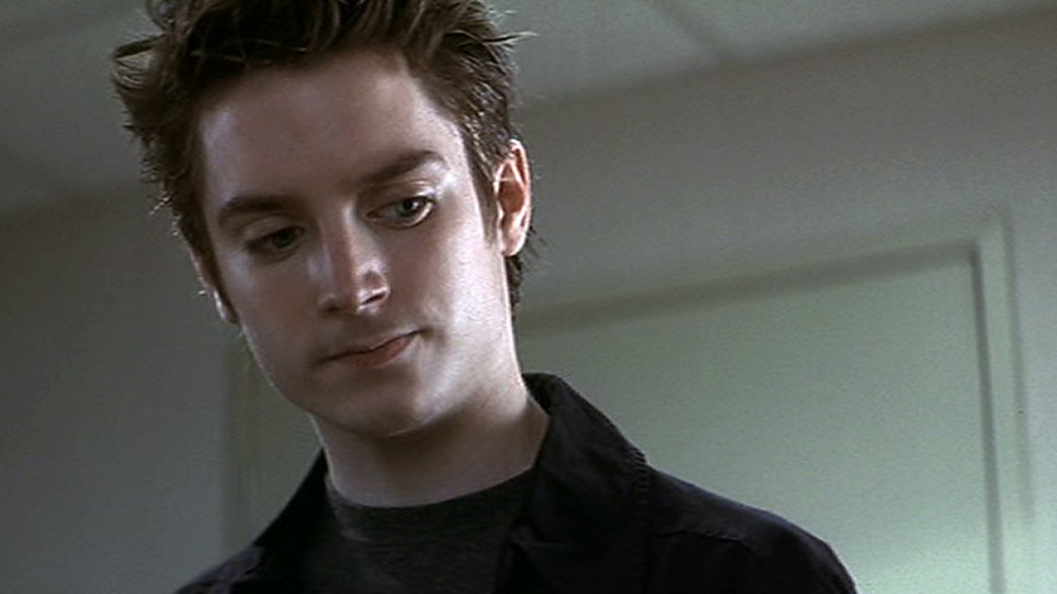 Mikey (Elijah Wood)